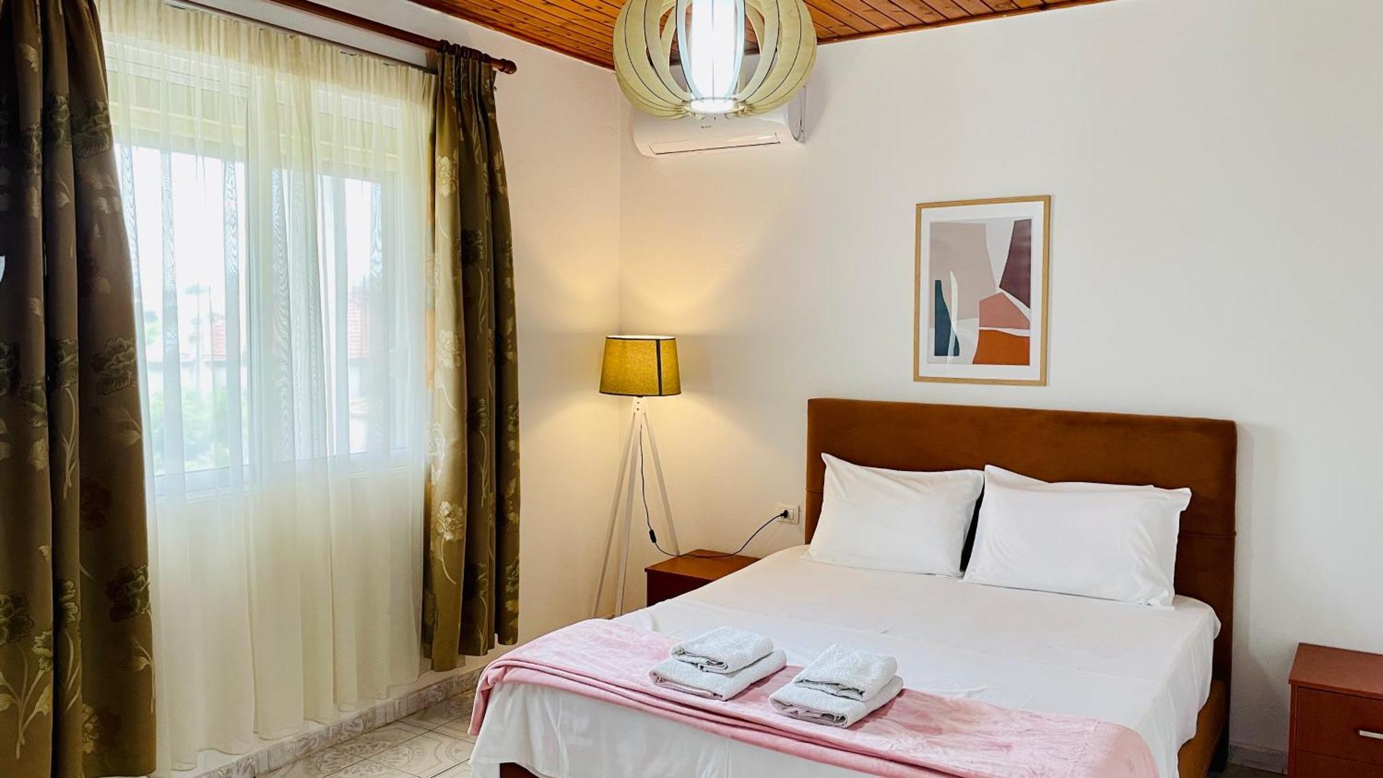 Mia Guest House - Entire Home With Balcony & Garden Divjake Exterior foto